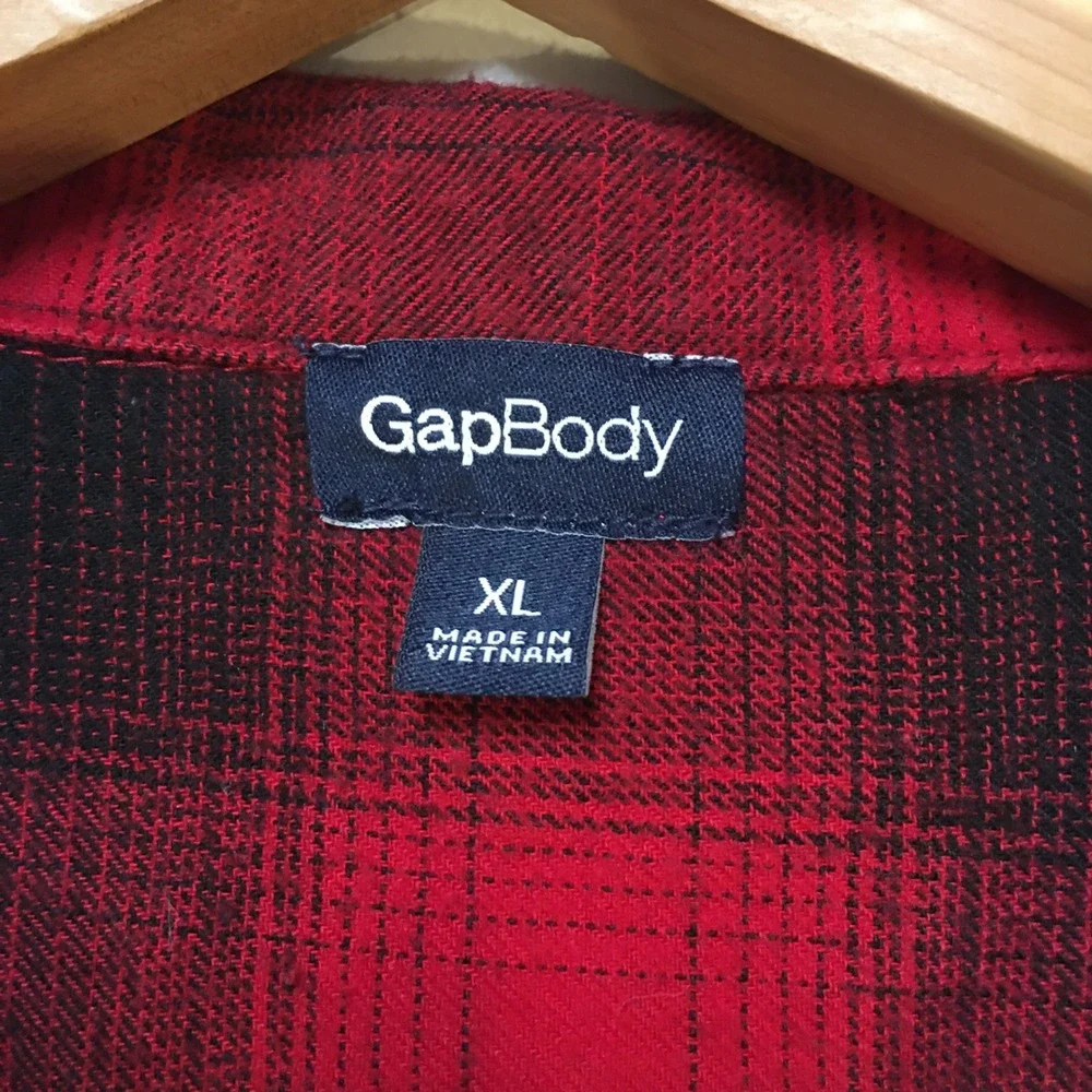 GapBody Pajama Top Women XL Red Black Buffalo Plaid Flannel Cotton Button Down